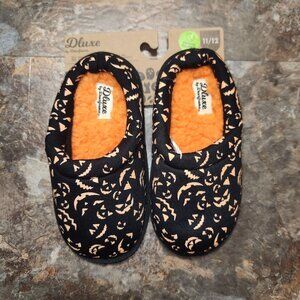 Dearfoams Dluxe Halloween GITD Memory Foam Kids Slippers - Size 11-12 - NWT
